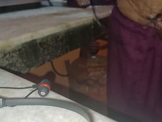 Frist Time adult video with Bhabi Ik Kitchen Sex: Indian Old man X rated movie
