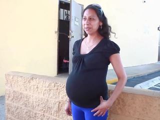 Terhes street-41 év régi -val second pregnancy: x névleges film f7